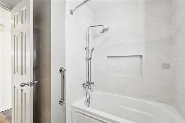 3139 Fm 1406, Winnie, TX 77665