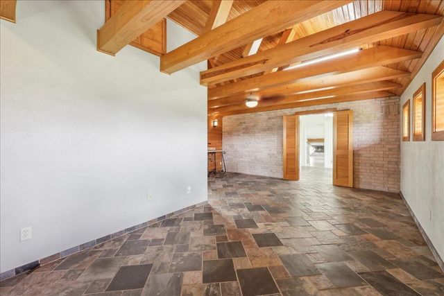 3139 Fm 1406, Winnie, TX 77665