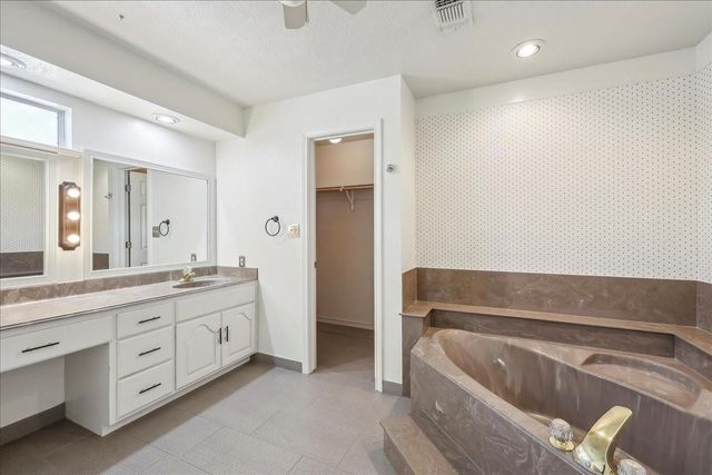 3139 Fm 1406, Winnie, TX 77665