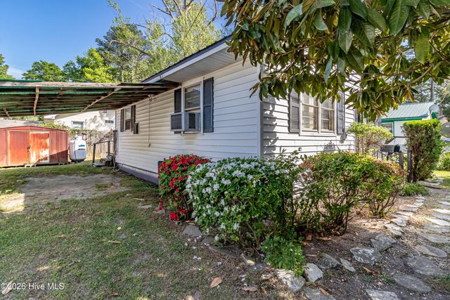 103 Springhill Street, La Grange, NC 28551