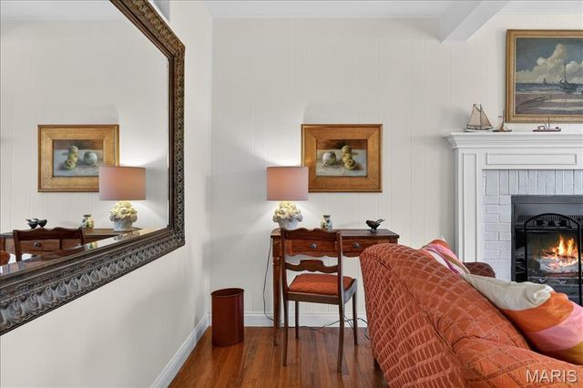 828 Carman Woods Drive, Manchester, MO 63021