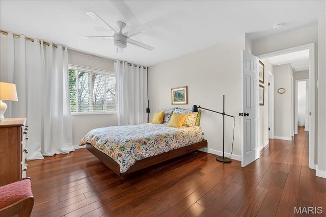 828 Carman Woods Drive, Manchester, MO 63021