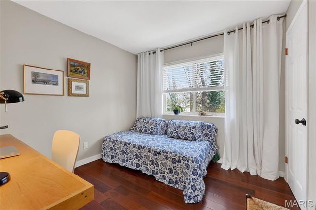 828 Carman Woods Drive, Manchester, MO 63021