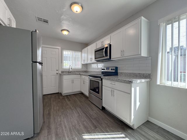 1342 W WILLETTA Street 5, Phoenix, AZ 85007