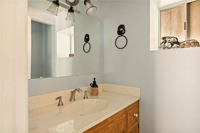 28165 Grenoble, Lake Arrowhead, CA 92352
