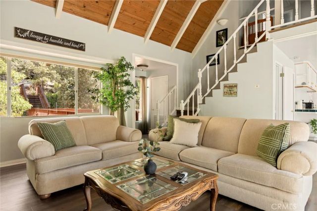 28165 Grenoble, Lake Arrowhead, CA 92352