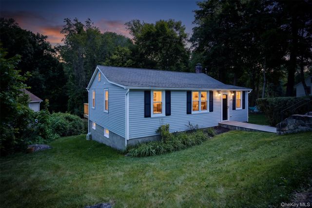 28 Brewster Drive, Carmel, NY 10512