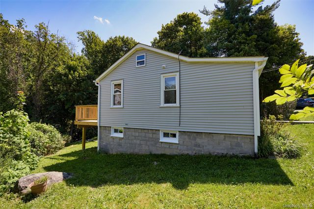 28 Brewster Drive, Carmel, NY 10512