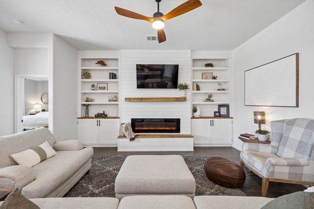 307 Lilac View Lane, Royse City, TX 75189