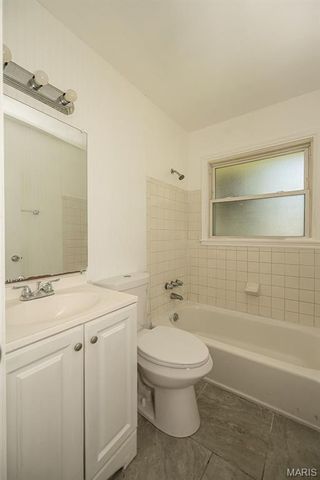207 Midlothian Road, St Louis, MO 63137