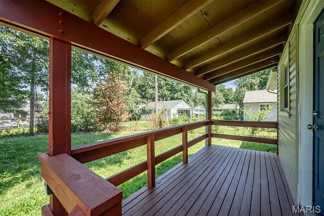 207 Midlothian Road, St Louis, MO 63137