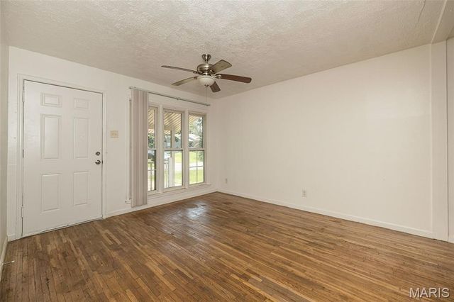 207 Midlothian Road, St Louis, MO 63137