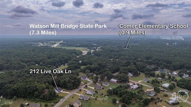 212 Live Oak Ln, Comer, GA 30629