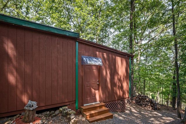685 N MAPLE DR, Mt Jackson, VA 22842