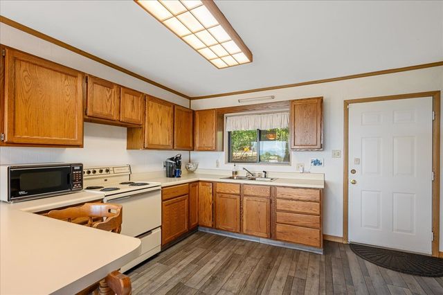 685 N MAPLE DR, Mt Jackson, VA 22842