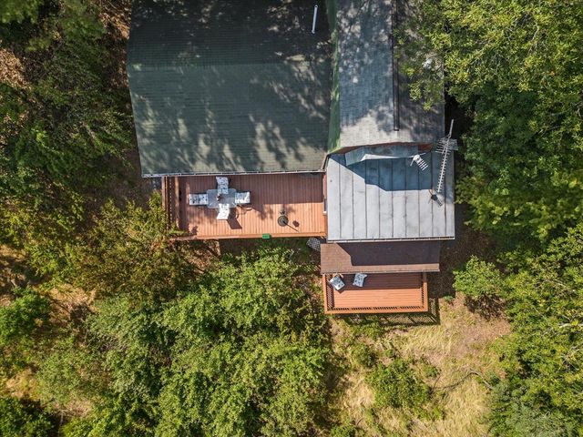 685 N MAPLE DR, Mt Jackson, VA 22842