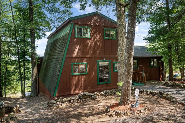 685 N MAPLE DR, Mt Jackson, VA 22842