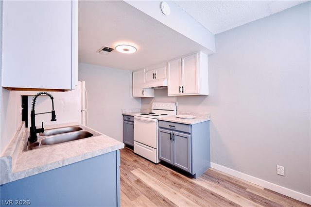 3801 Daisy Street 42, Las Vegas, NV 89119