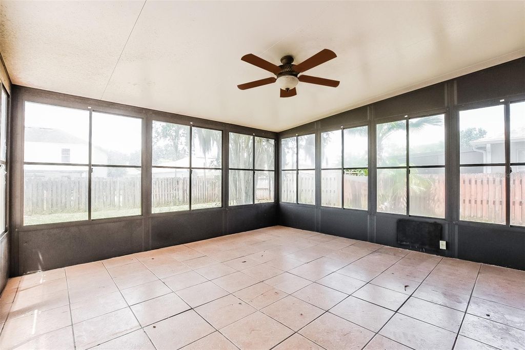 Image 17 of property listing at 14401 KRISTENRIGHT LANE, Orlando, FL 32826