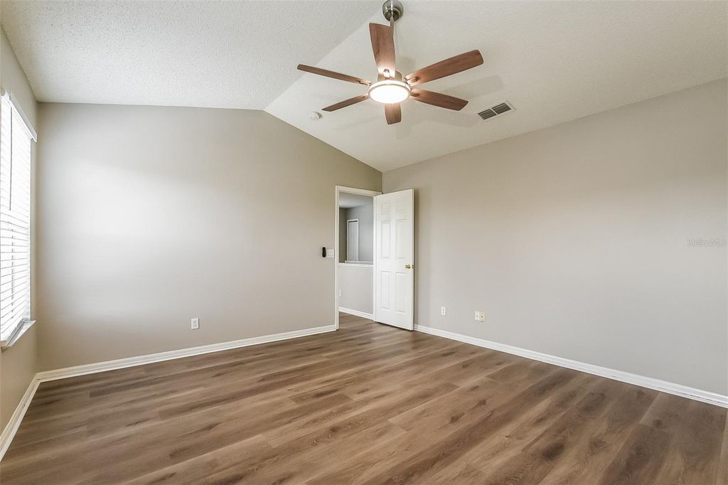 Image 21 of property listing at 14401 KRISTENRIGHT LANE, Orlando, FL 32826
