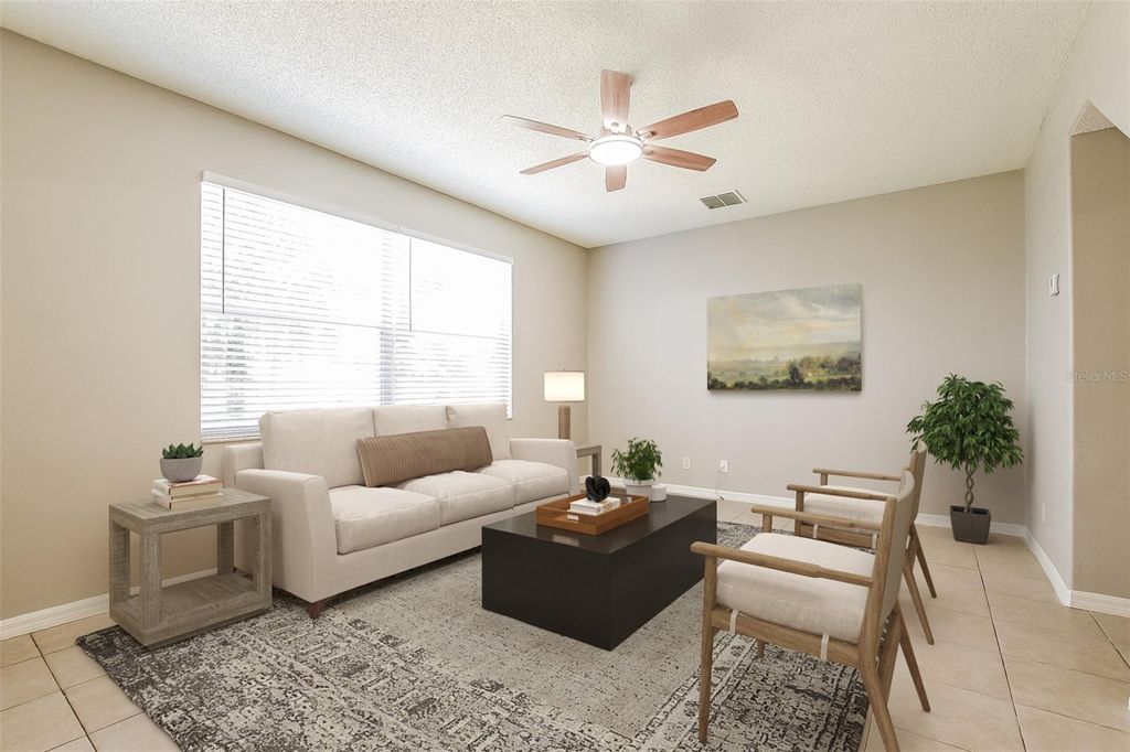 Image 4 of property listing at 14401 KRISTENRIGHT LANE, Orlando, FL 32826