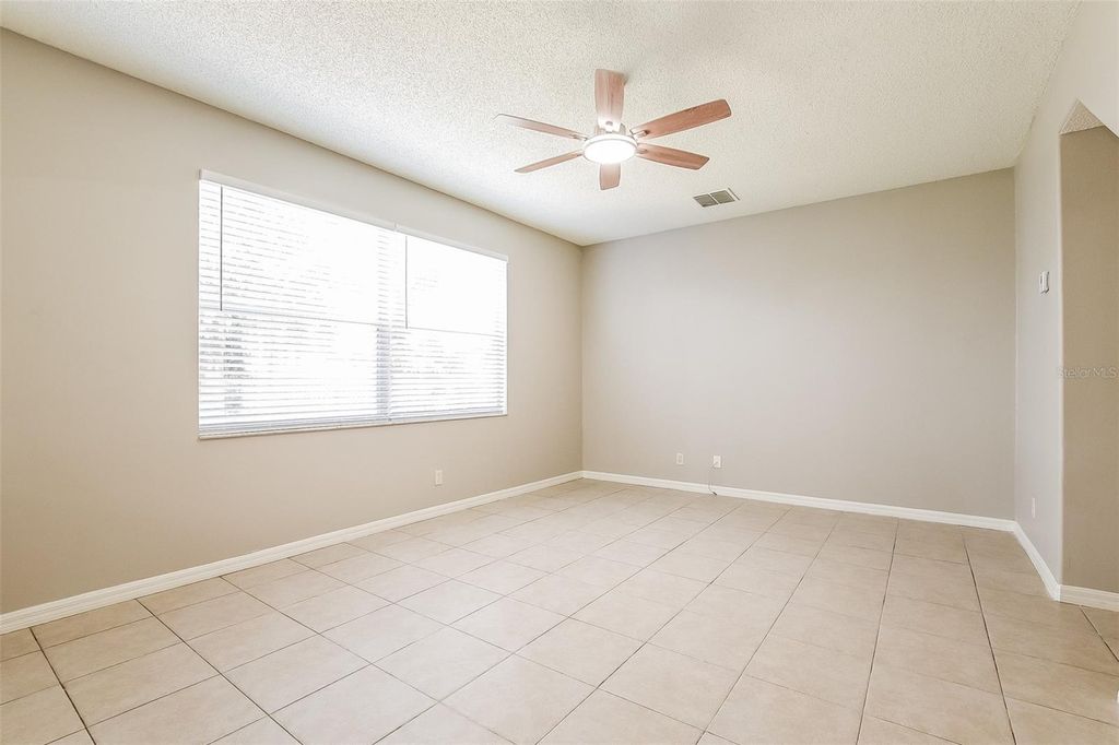 Image 5 of property listing at 14401 KRISTENRIGHT LANE, Orlando, FL 32826