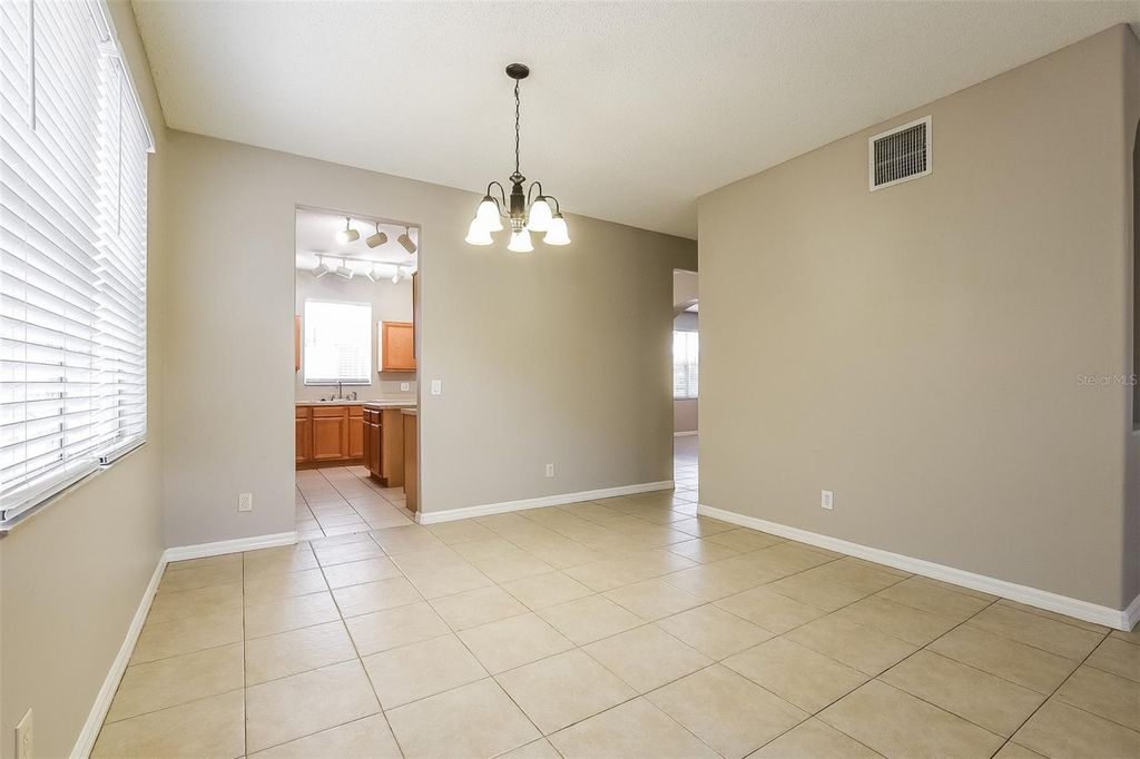 Image 8 of property listing at 14401 KRISTENRIGHT LANE, Orlando, FL 32826