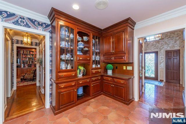 45 Cheryl Hills Drive, Hawthorne, NJ 07506