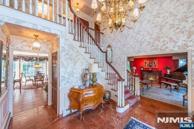 45 Cheryl Hills Drive, Hawthorne, NJ 07506
