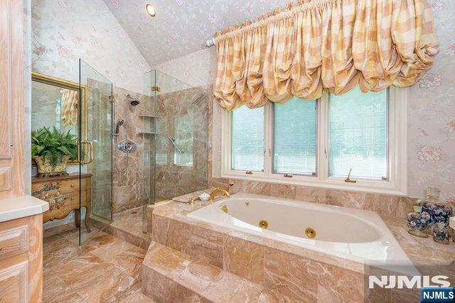 45 Cheryl Hills Drive, Hawthorne, NJ 07506