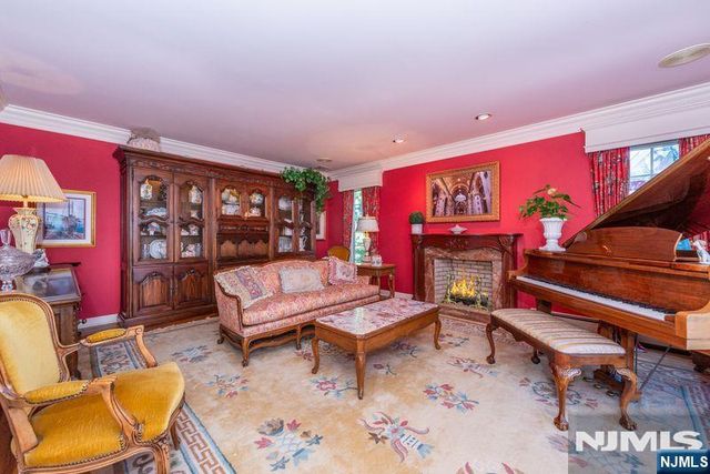 45 Cheryl Hills Drive, Hawthorne, NJ 07506
