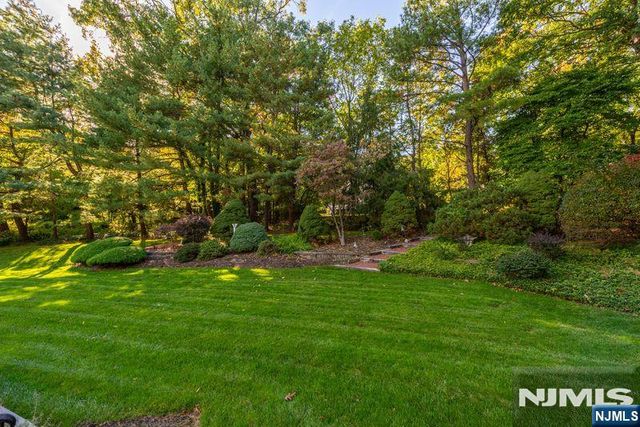 45 Cheryl Hills Drive, Hawthorne, NJ 07506