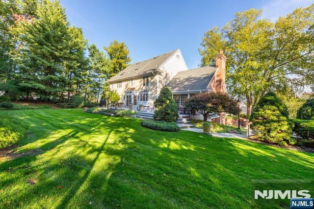 45 Cheryl Hills Drive, Hawthorne, NJ 07506