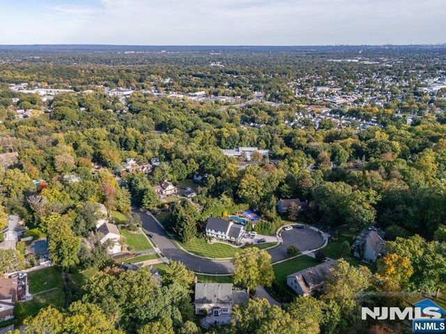45 Cheryl Hills Drive, Hawthorne, NJ 07506