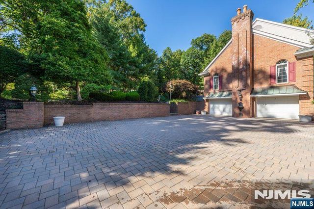 45 Cheryl Hills Drive, Hawthorne, NJ 07506