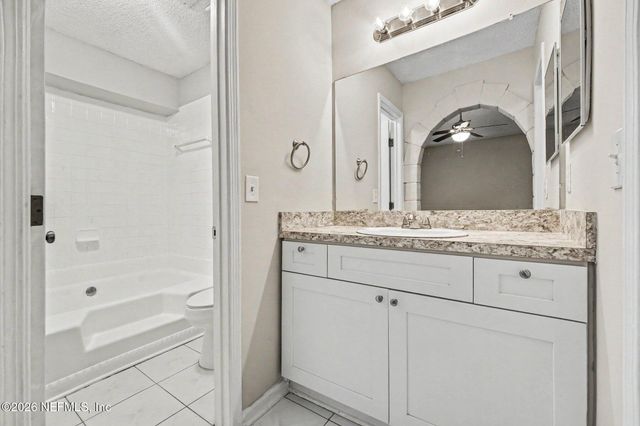 4156 DAVIE Court, Jacksonville, FL 32210