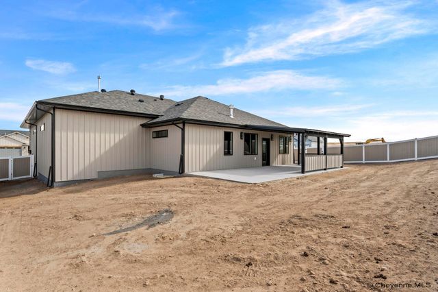 2226 PACK SADDLE RD, Cheyenne, WY 82007
