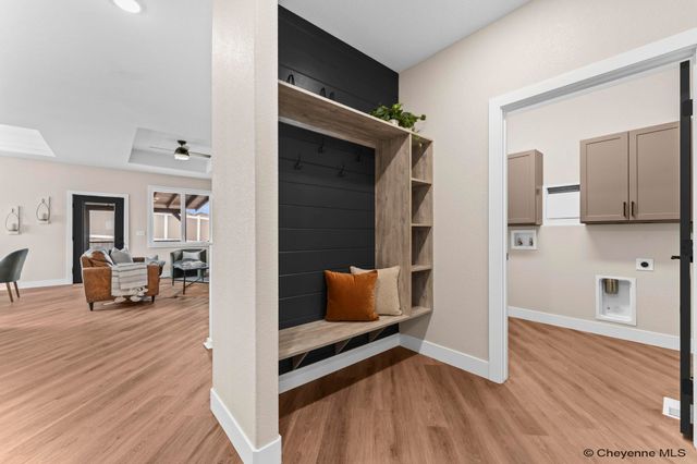 2226 PACK SADDLE RD, Cheyenne, WY 82007