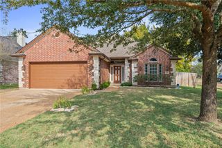 8427 Alison Avenue, College Station, TX 77845
