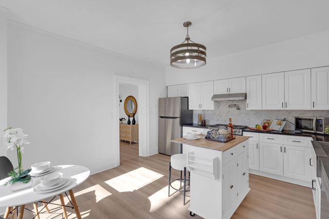 30 Clark Place, Columbus, OH 43201