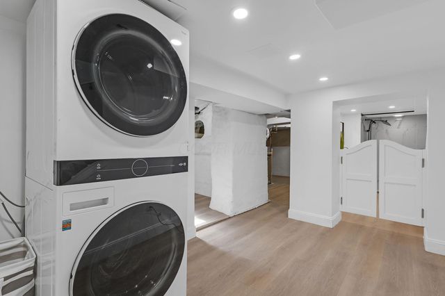 30 Clark Place, Columbus, OH 43201