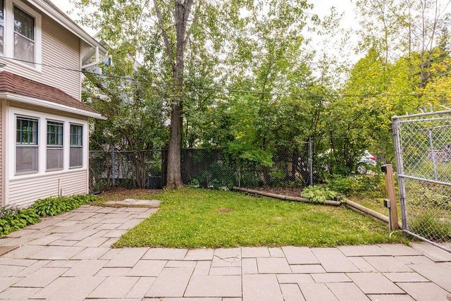 2327 E 4th Street, Duluth, MN 55812