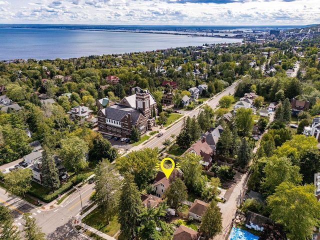 2327 E 4th Street, Duluth, MN 55812