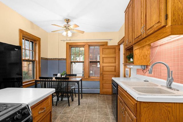 2327 E 4th Street, Duluth, MN 55812