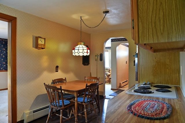 11 Almon Ave, West Springfield, MA 01089