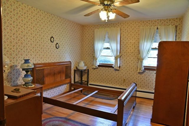 11 Almon Ave, West Springfield, MA 01089