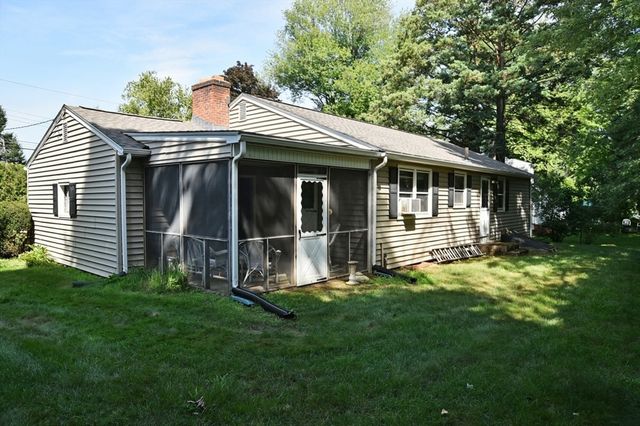 11 Almon Ave, West Springfield, MA 01089
