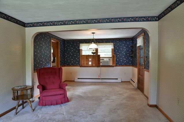 11 Almon Ave, West Springfield, MA 01089