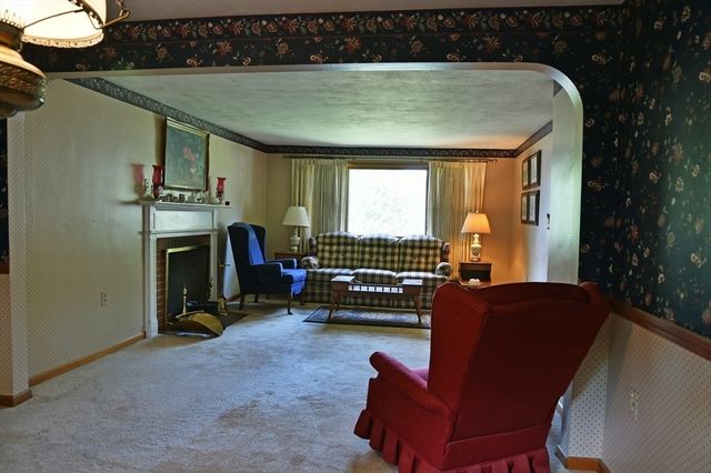 11 Almon Ave, West Springfield, MA 01089