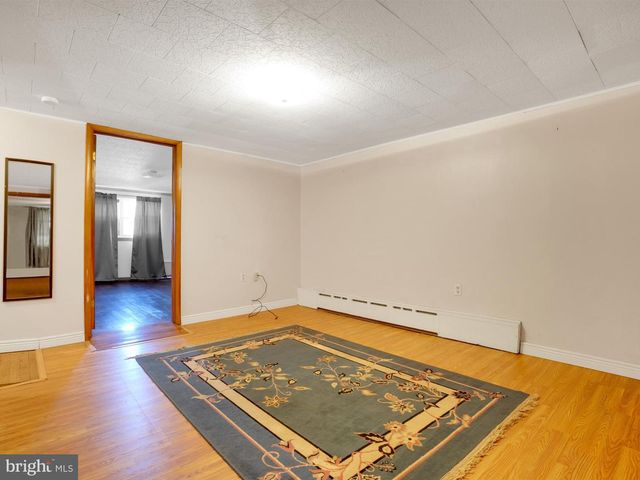 132 WATER ST, New Philadelphia, PA 17959